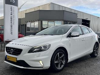 Volvo V-40 2.0 D2 R-Design Business picture 1