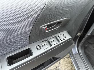 Mazda 5 1.8 Touring picture 10