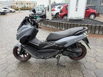 danneggiata scooter Killerbee  Bromscooter B-Max 2023/9