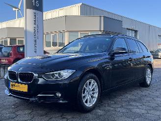 Unfallwagen BMW 3-serie Touring 320i High Executive AUTOMAAT 2015/5