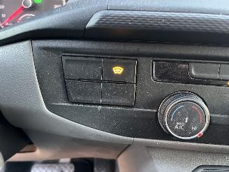 Volkswagen Transporter 2.0 TDI L2H3 28 Bulli AUTOMAAT picture 12