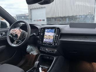 Volvo XC40 Single Motor Extended Range Plus 82 kWh picture 13