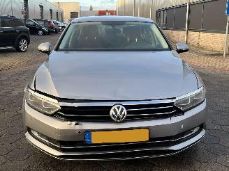 Volkswagen Passat 1.6 TDI Comfortline AUTOMAAT picture 2