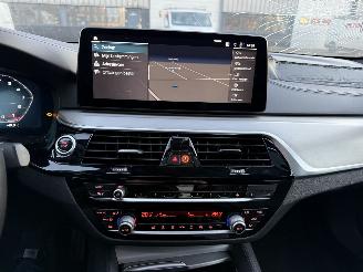 BMW 5-serie 545e M xDrive High Executive picture 20