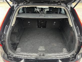 Volvo Xc-60 2.0 B4 Momentum Advantage AUTOMAAT picture 8
