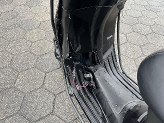 Vespa  Sprint picture 11