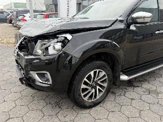 Nissan Navara 2.3 dCi 4X4 King Cab picture 8