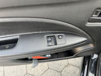 Mitsubishi Space-star 1.2 Cool+ picture 15