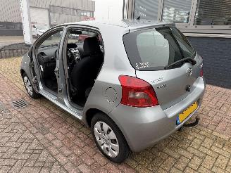Toyota Yaris 1.0 VVTi Terra picture 5