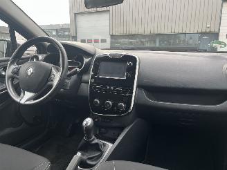 Renault Clio Estate 0.9 TCe Limited picture 11