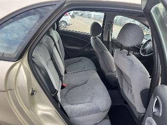 Citroën C5 2.0-16V Ligne Business picture 11