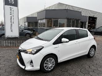 Schadeauto Toyota Yaris 1.5 Hybrid Aspiration 2015/4