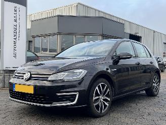 Voiture accidenté Volkswagen Golf e-Golf 100KW 2019/4