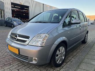 Voiture accidenté Opel Meriva 1.6-16V Cosmo AUTOMAAT 2005/10