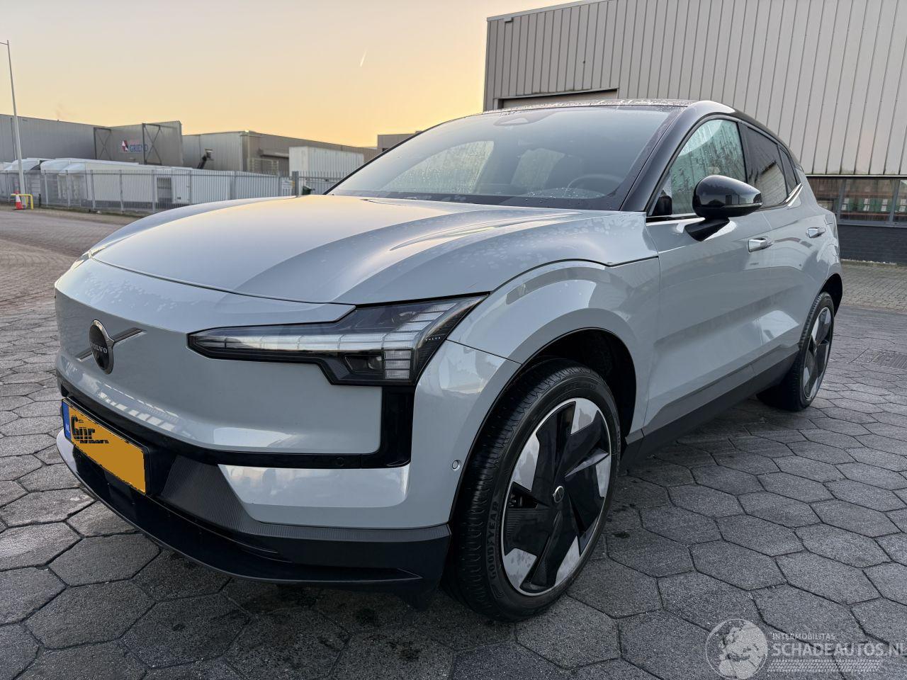 Volvo EX30 Single Motor 69 kWh Extended Range Ultra