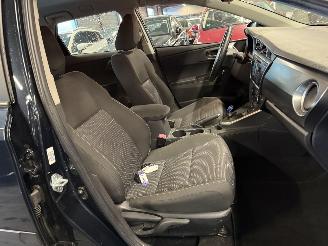 Toyota Auris Touring Sports 1.8 Hybrid Aspiration picture 15