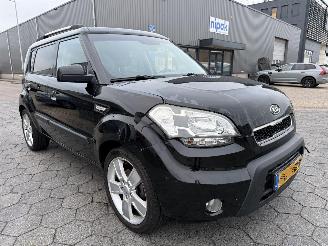 Unfallwagen Kia Soul 1.6 X-ecutive 2009/11