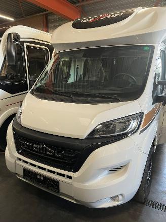 krockskadad bil camper Carthago  2.2 Malibu AUTOMAAT 132KW 2024/2