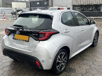 Toyota Yaris 1.5 Hybrid Dynamic picture 4