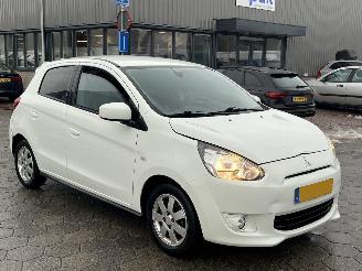 Mitsubishi Space-star 1.0 Bright AUTOMAAT picture 3