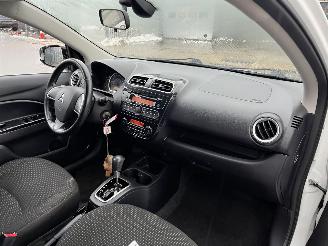 Mitsubishi Space-star 1.0 Bright AUTOMAAT picture 13