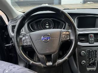 Volvo V-40 1.6 D2 Summum picture 15