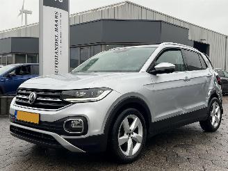 Voiture accidenté Volkswagen T-Cross 1.0 TSI Style Business R AUTOMAAT 2020/2