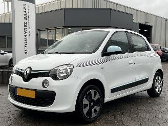 Damaged car Renault Twingo 1.0 SCe Collection 2015/6