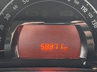 Renault Twingo 1.0 SCe Collection picture 16