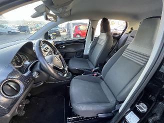 Volkswagen Up! 1.0 BMT move up! picture 13