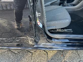 Volkswagen Up! 1.0 BMT move up! picture 9