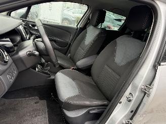 Renault Clio Estate 0.9 TCe Dynamique picture 12