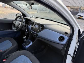 Hyundai I-10 1.0i i-Motion Comfort picture 16