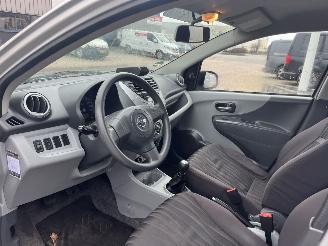 Nissan Pixo 1.0 Acenta picture 11