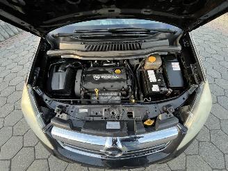 Opel Zafira 1.8 Temptation picture 7