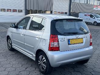 Kia Picanto 1.1 LX picture 6