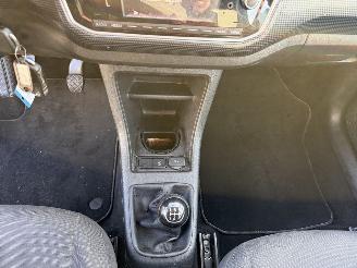 Volkswagen Up! 1.0 picture 21