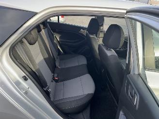Hyundai I-20 1.0 T-GDI Comfort picture 13