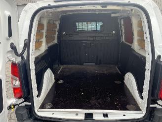 Peugeot Partner 1.6 BlueHDI Premium picture 9