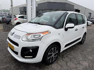 skadebil auto Citroën C3 picasso 1.2 PureTech Tendance 2015/7