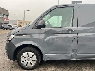 Volkswagen Transporter 2.0 AUTOMAAT L1H1 110KW picture 9