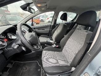 Peugeot 207 1.6 VTi Première picture 14