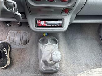 Renault Twingo 1.2-16V Privilège picture 16