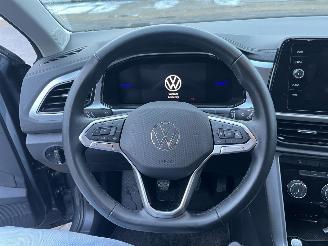 Volkswagen T-Roc 1.0 TSI Life Edition picture 17