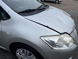 Toyota Auris 1.4-16V picture 12