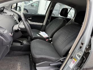 Toyota Yaris 1.3 VVTi Sol picture 11