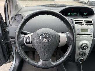 Toyota Yaris 1.3 VVTi Sol picture 19