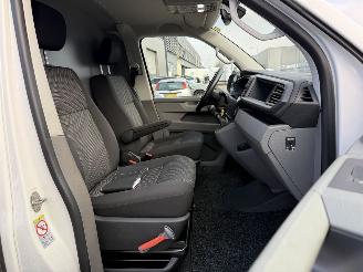 Volkswagen Transporter 2.0 TDI L2H3 32 Comfortline picture 16