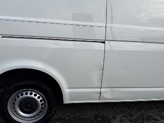 Volkswagen Transporter 2.0 TDI L2H3 32 Comfortline picture 5