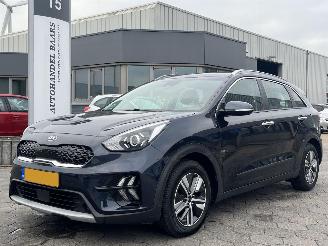 Schadeauto Kia Niro 1.6 GDi Hybrid DynamicLine 2019/8